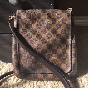 Authentic Louis Vuitton shoulder purse